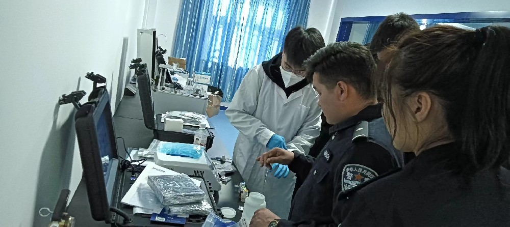 和靜縣公安局引進我司食品檢測設(shè)備